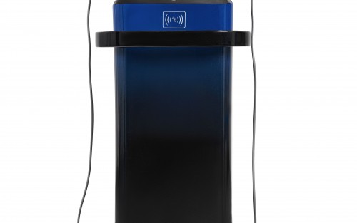 Which skin problems are suitable for improvement with the golden RF microneedle machine?